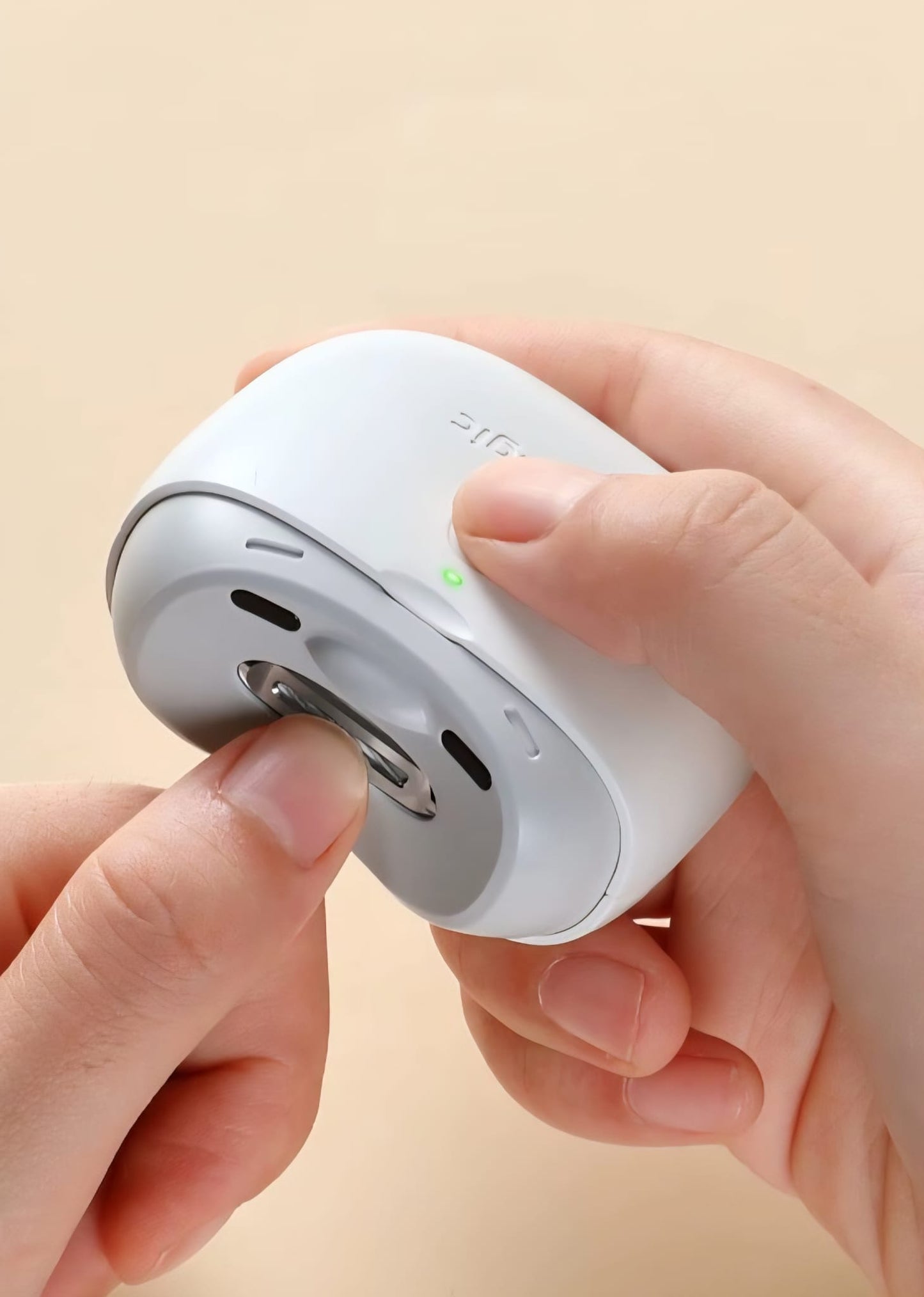 Seemagic Akıllı Elektrikli Otomatik Tırnak Makası Pro, Işıklı Tırnak Kesici, Manikür, Bebek ve Yetişkin Bakımı İçin Tırnak Makası Aletleri